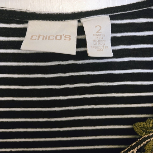 Chico's Black and White Striped Top with‎ Floral Detail Size 2/L - Picture 4 of 5